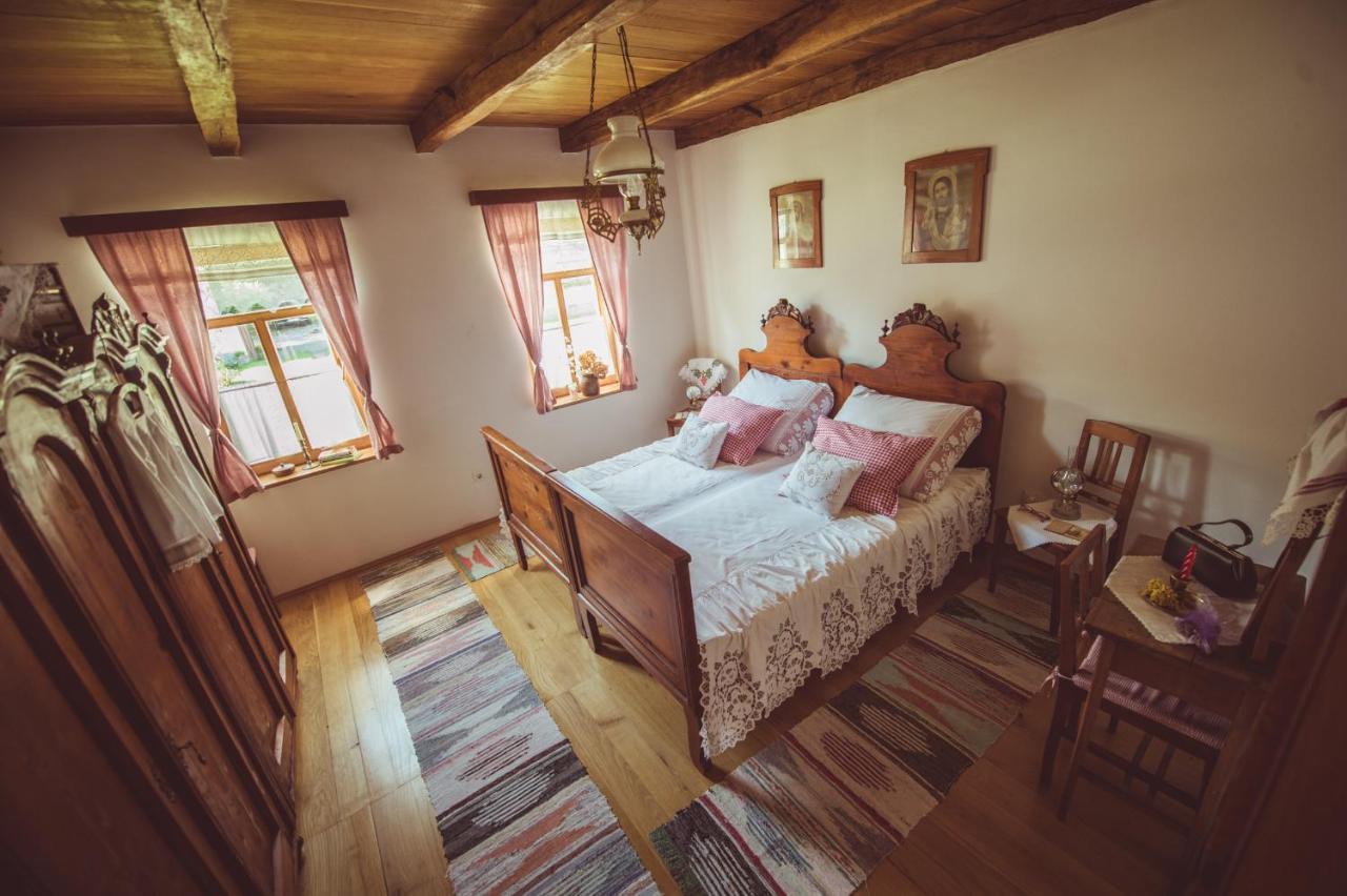 Гостьовий будинок Country House Tunjina Kuca Stara Kapela Pavlovci Екстер'єр фото