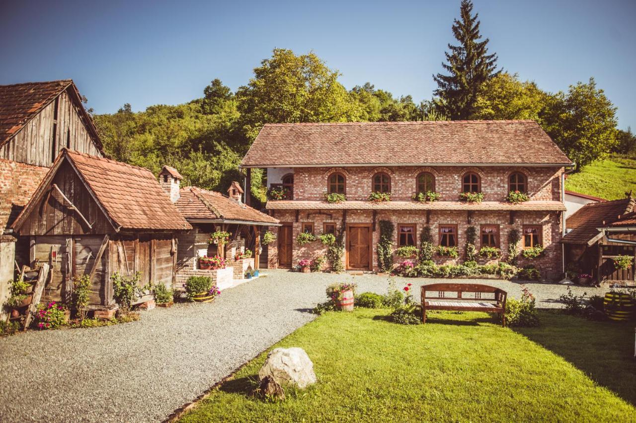 Гостьовий будинок Country House Tunjina Kuca Stara Kapela Pavlovci Екстер'єр фото